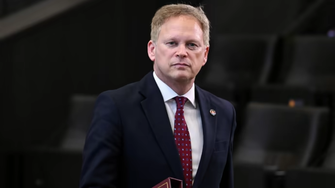 Чергова маріонетка Путіна: міністр оборони Британії прокоментував заміну Шойгу на Бєлоусова