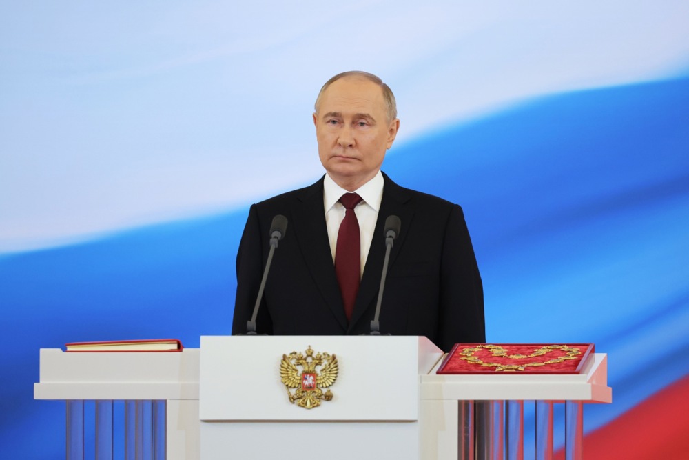 Правозащитники HRW призвали Таджикистан не пускать Путина в страну из-за ордера МУС
