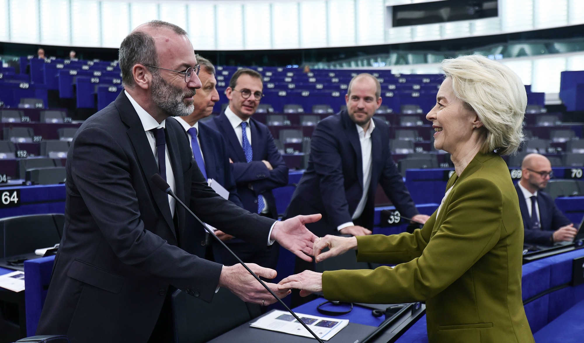 Европарламент поддержал создание спецтрибунала и одобрил комиссию по компенсациям Украине
